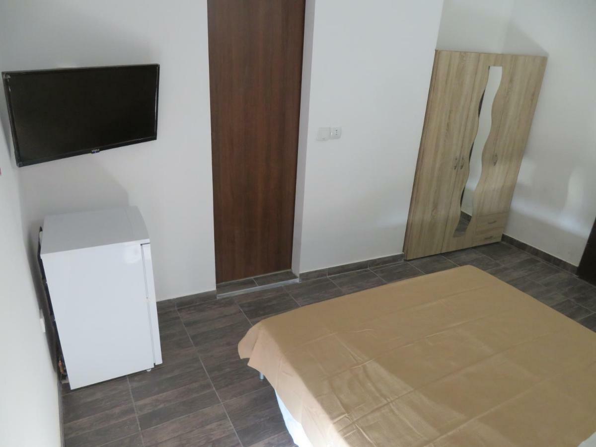 Vila Velvet Hotel Starigrad Paklenica Ngoại thất bức ảnh