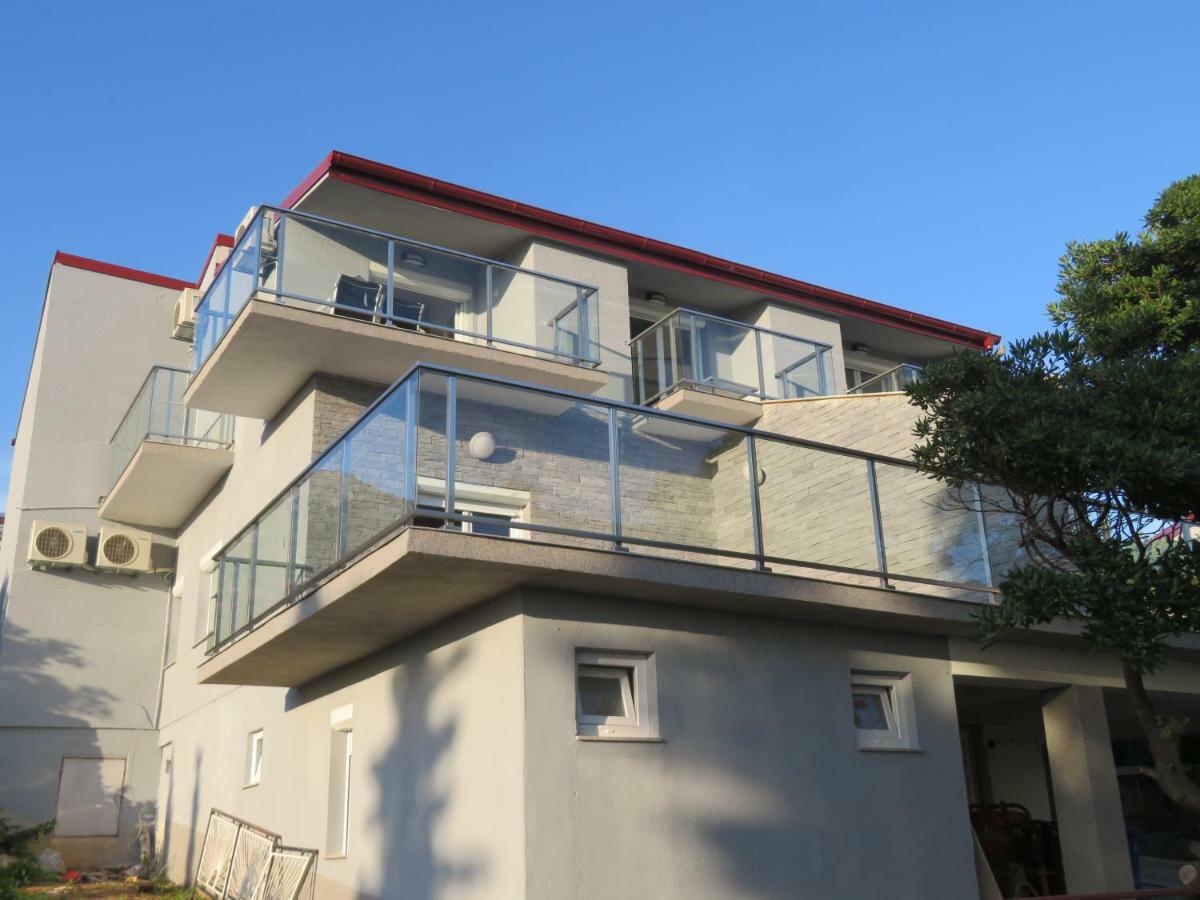 Vila Velvet Hotel Starigrad Paklenica Ngoại thất bức ảnh