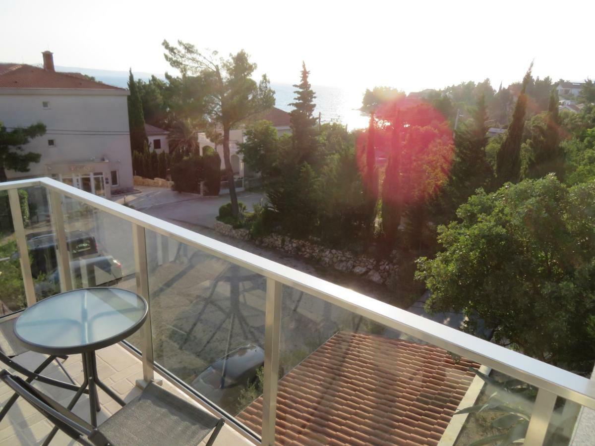 Vila Velvet Hotel Starigrad Paklenica Ngoại thất bức ảnh