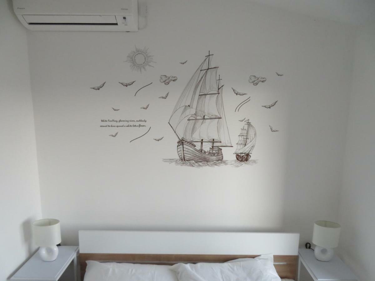 Vila Velvet Hotel Starigrad Paklenica Ngoại thất bức ảnh